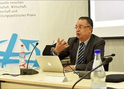 “علم اقتصاد” الأوبئة