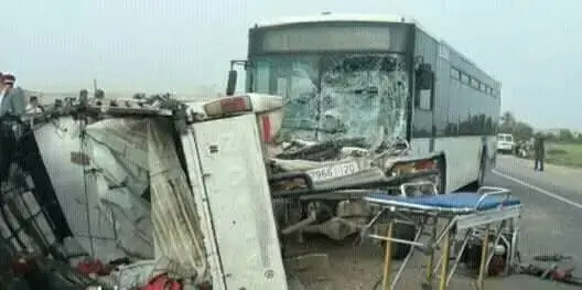 الملك يتكفل شخصيا بدفن القتلى وعلاج الجرحى في فاجعة اشتوكة