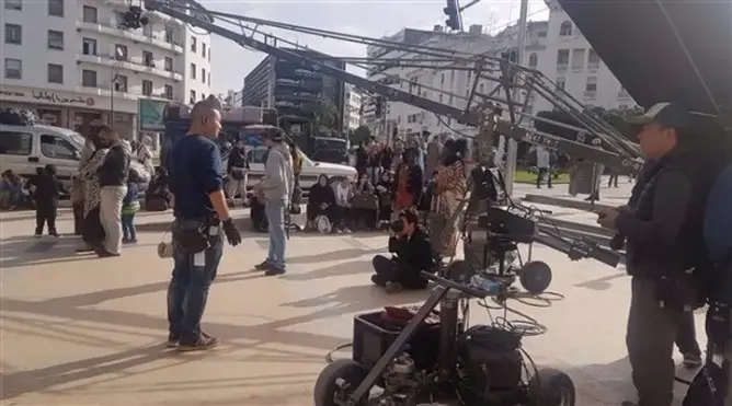 المخرج المغربي محسن بصري يكشف جانبا حميميا من حياته في فيلم (لعزيزة)