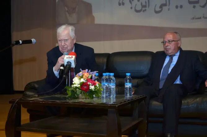 الدكتور حسيب: دول الخليج كلهم “غربان سود”