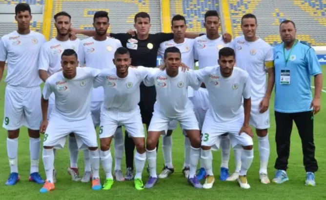 الراسينغ البيضاوي يفرض التعادل على الدفاع الجديدي بميدانه (فيديو)