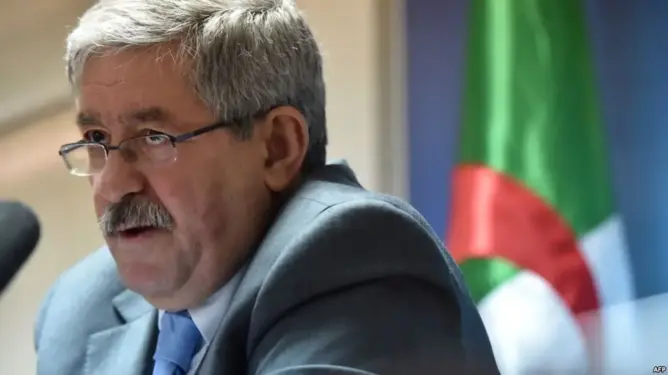 أويحي يُهوّن من تأخر رسائل التعازي من المغرب وفرنسا