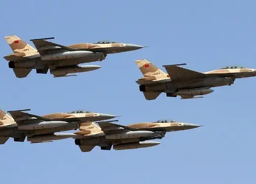 طائرات “إف 16” المغربية تشارك في مناوراة جوية وبحرية مع طائرات أمريكية