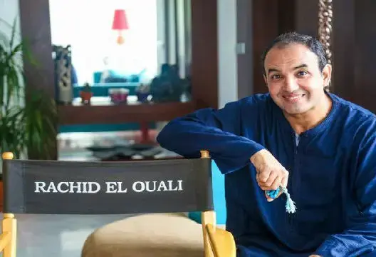 الوالي يتحول إلى “عامل نظافة” ويحصد إعجاب جمهور مهرجان الفيلم القصير