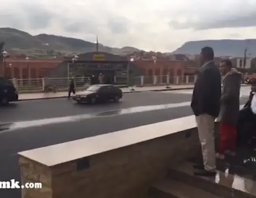 شغب واعتقالات في صفوف الجماهير بعد لقاء الرجاء وخنيفرة (فيديو)
