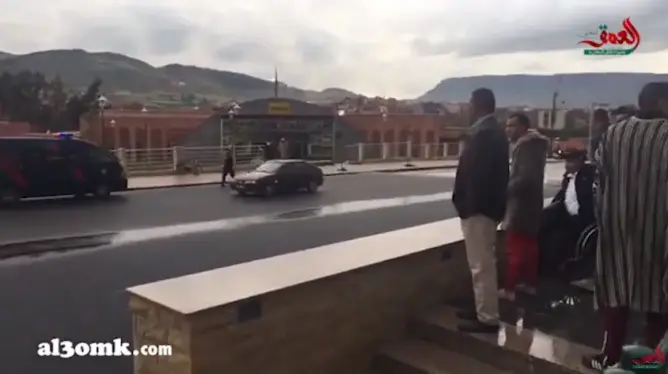 شغب واعتقالات في صفوف الجماهير بعد لقاء الرجاء وخنيفرة (فيديو)