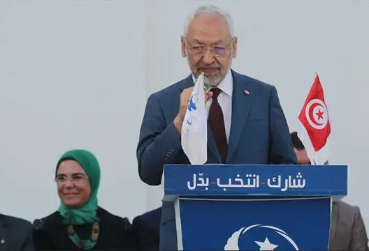تونس تقضي بسجن الغنوشي 3 سنوات.. والدفاع: حكم دون شروط المحاكمة العادلة