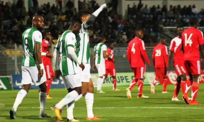 دوري الأبطال..الدفاع الجديدي يخطف تعادلا ثمينا من قلب الجزائر (فيديو)