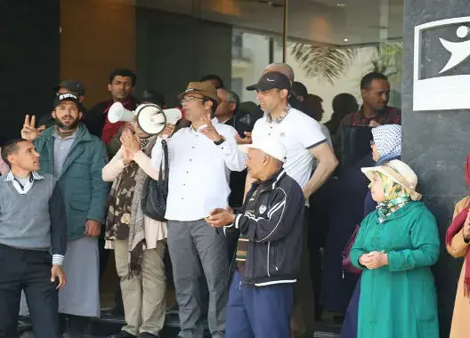 بعد 10 أيام من الإضراب.. نهاية أزمة البريديين عقب اتفاق بين النقابات و”البريد بنك”