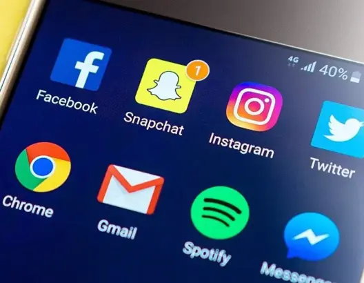 “سنابتشات” تتراجع عن تغييرات أثارت غضب المستخدمين