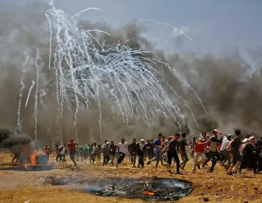 نقل السفارة يشعل فلسطين.. عشرات الشهداء والآلاف في الشوارع (فيديو)