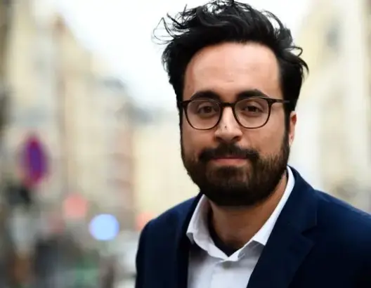 في تصريح مثير.. كاتب الدولة الفرنسي المغربي محجوبي يعترف بمثليته