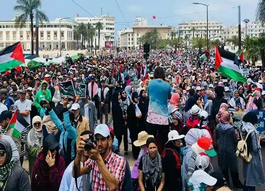 مسيرة البيضاء توحد المغاربة على نصرة القدس ورفض “صفقة القرن” (صور)