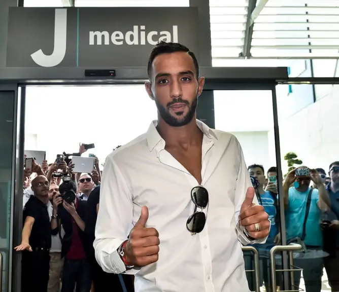 بنعطية يتحدى ميسي ونجم منتخب فرنسا في المونديال.. وهذا ما قاله (فيديو)
