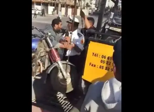 الحموشي يوقف الضابط الذي أهان شاب البيضاء ويحيله على النيابة العامة