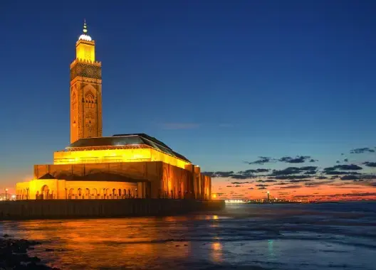 مسجد الحسن الثاني يتجه لتوفير 70 % من الطاقة المستهلكة به