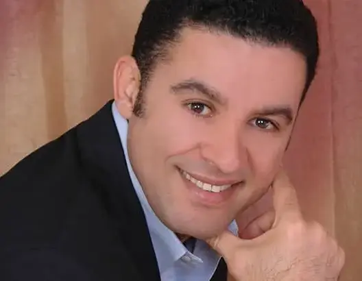 بعد غيابه.. بورغون يعود بأغنيتن جديدتين (فيديو)