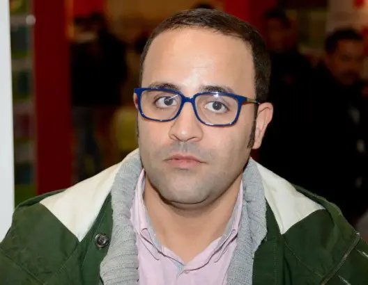 الزبيري: التحقت بالصحافة عن إصرار .. ولو عاد بي لاخترت مهنة أخرى