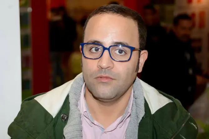 الزبيري: التحقت بالصحافة عن إصرار .. ولو عاد بي لاخترت مهنة أخرى