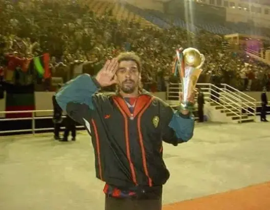 بعد مرض عضال..وفاة سرحان أشهر مشجع لفريق الجيش الملكي