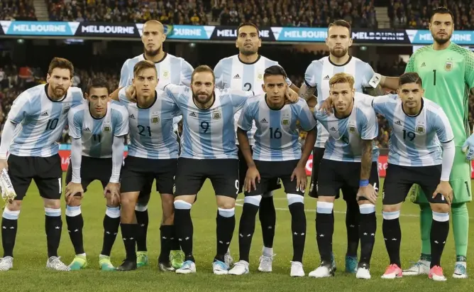 بحضور ميسي .. منتخب الأرجنتين يستعد بمدريد لمواجهة الأسود