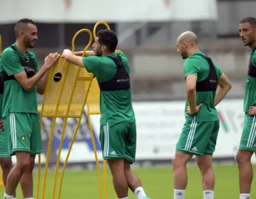 بحضور أمرابط.. الأسود يستأنفون تداريبهم تحضيرا للبرتغال