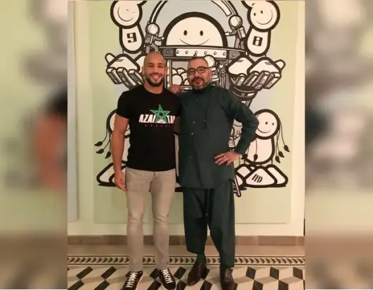 أبو زعيتر في القصر الملكي مجددا.. وأزياء الملك تخطف الأنظار