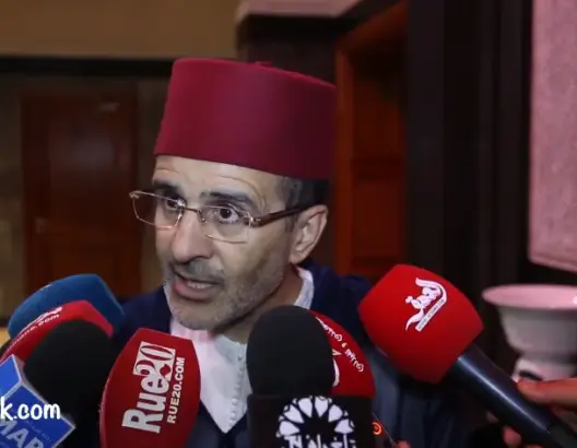 الأزمي: “مامفاكينش” ويجب تطبيق توصيات تقرير بووانو حول المحروقات