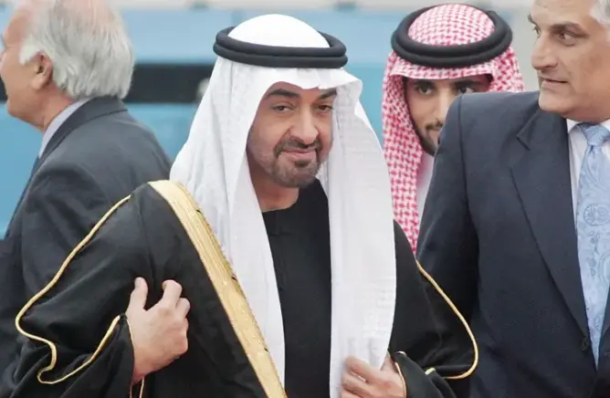 أمير إماراتي ينشق عن بلاده ويطلب اللجوء إلى قطر