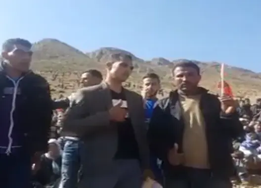 صاحب “كنز” جبل “سرغينة”سخر من الآلاف وهذه حقيقة الخدعة (فيديو)