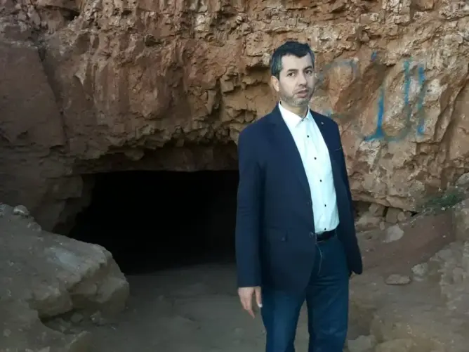 المستشار مريمي يزور مناجم جرادة.. ويحمل مسؤولية الوضع لهؤلاء