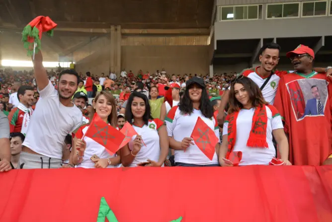 أكثر من 35 ألف مشجع تساند الأسود في لقاء إيران