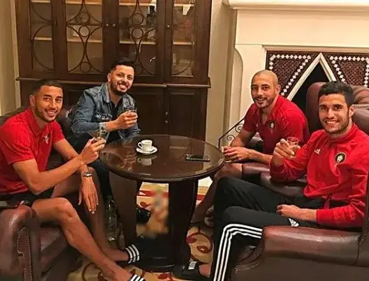 بعد اتهامه بالسفر إلى روسيا بأموال الشعب.. عمور يرد من موسكو (فيديو)