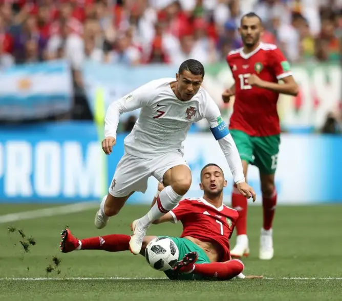 بعد لقاء البرتغال.. زياش يتفرد برقم قياسي بمونديال روسيا