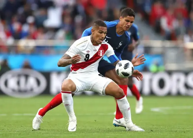 فرنسا تهزم البيرو بهدف وتخرجها رسميا من كأس العالم بروسيا