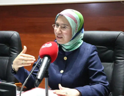 الوفي تكشف تحركات الرباط لإنهاء معاناة المغاربة مع تأشيرات “شنغن”