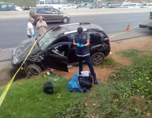 عاجل .. وفاة باشا الدار البيضاء بعد رشق سيارته بالحجارة بالطريق السيار