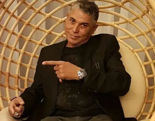 الستاتي يلجأ للشرطة لتبرئة نفسه من “شتم” مقاطعي موازين
