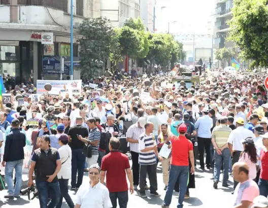 اليسار يحشد مسيرة وازنة للمطالبة بإطلاق سراح معتقلي الريف (صور)