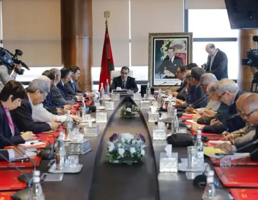 العثماني يلتقي جمعيات الآباء .. ويعتبر إضراب المتعاقدين “غير مقبول” (صور)