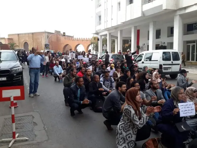 توعدت بالتصعيد.. نقابة “البيجيدي” تحمل أمزازي مسؤولية “الاحتقان”