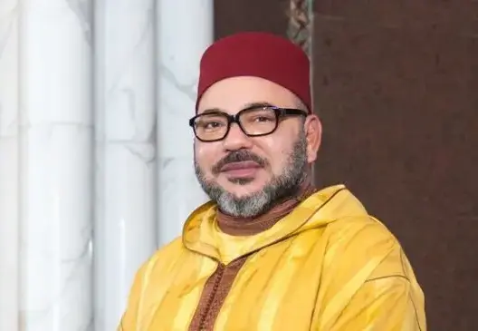 سفير الملك بالبحرين يسلم أوراق اعتماده للعاهل البحريني