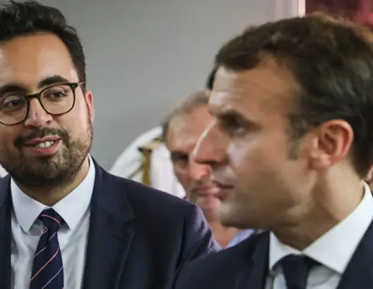 من أصول مغربية .. منير محجوبي يستقيل من حكومة ماكرون