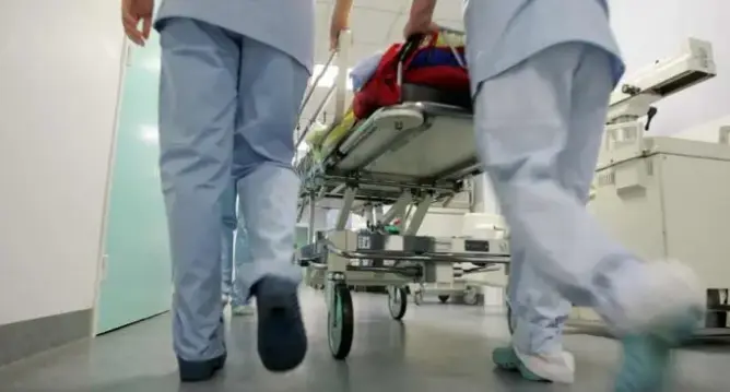 انفجار قذيفة قديمة يرسل جنديا متقاعدا في حالة حرجة إلى مستشفى إنزكان