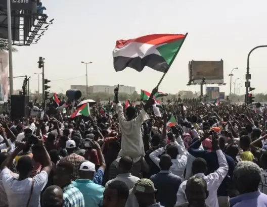لنفكر جميعا من أجل الوطن