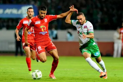 الرجاء البيضاوي يفوز على حسنية أكادير ويقترب من الصدارة (فيديو)