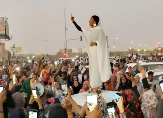ممثلو المحتجين والمعارضة بالسودان يوقفون التعاون مع المجلس العسكري