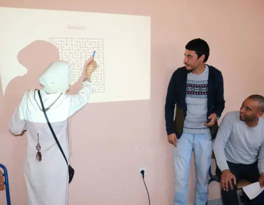 القافلة الجهوية للتشغيل تحط رحالها بإقليم الحاجب (صور)