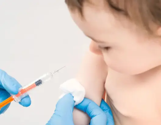 طبيب: التوقف عن التلقيح خلال الحجر الصحي له عواقب خطيرة قد تصل للوفاة