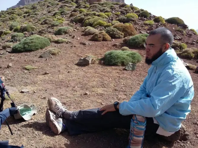 إلى تلميذي، لِمَ انتحرتَ؟
